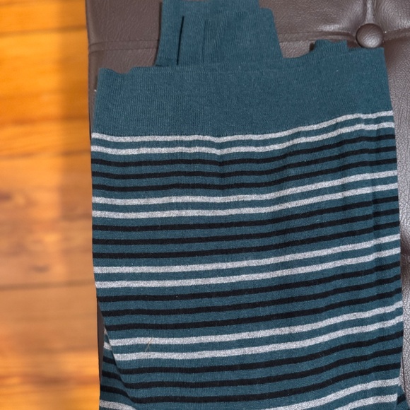 Men’s Striped Crewneck Sweater (Small) - Premium Deluxe Yarn | Banana Republic - Picture 8 of 8